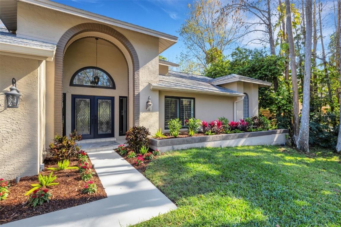 3137 Valemoor Dr., Palm Harbor, FL 34685