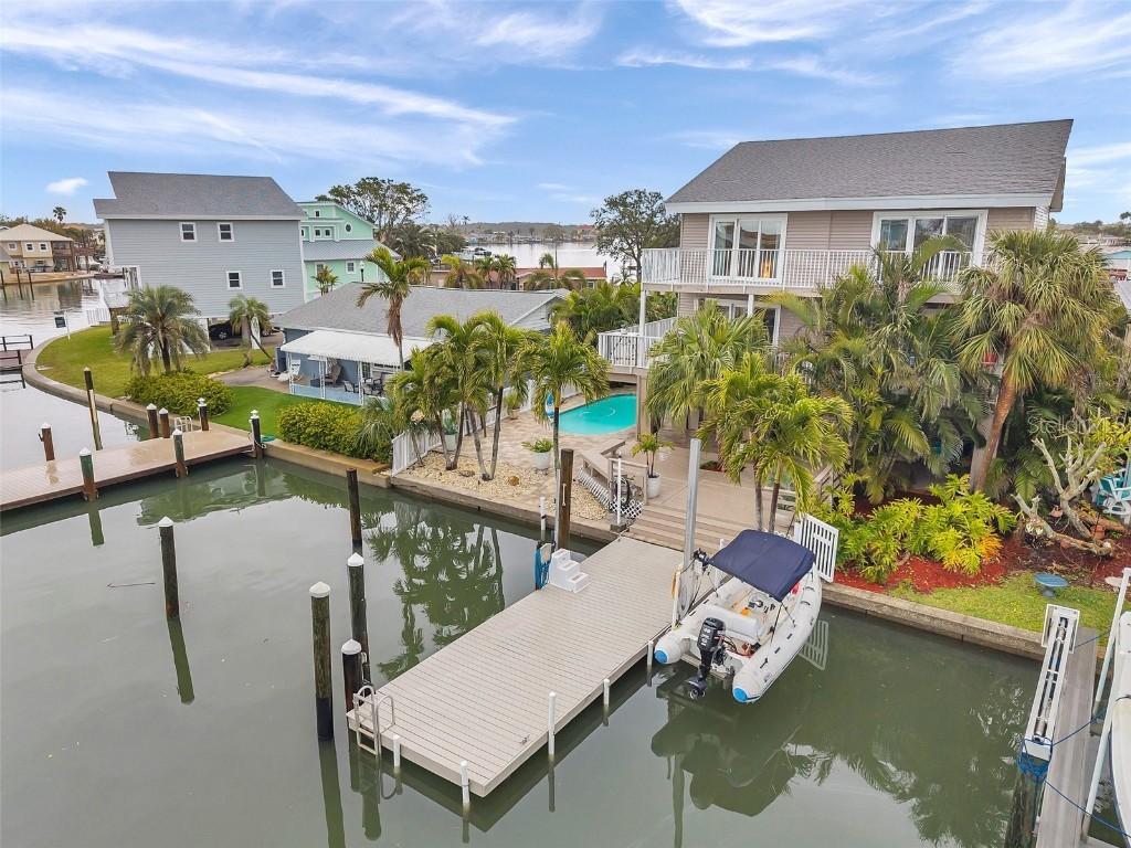 17404 1st St., Redington Shores, FL 33708