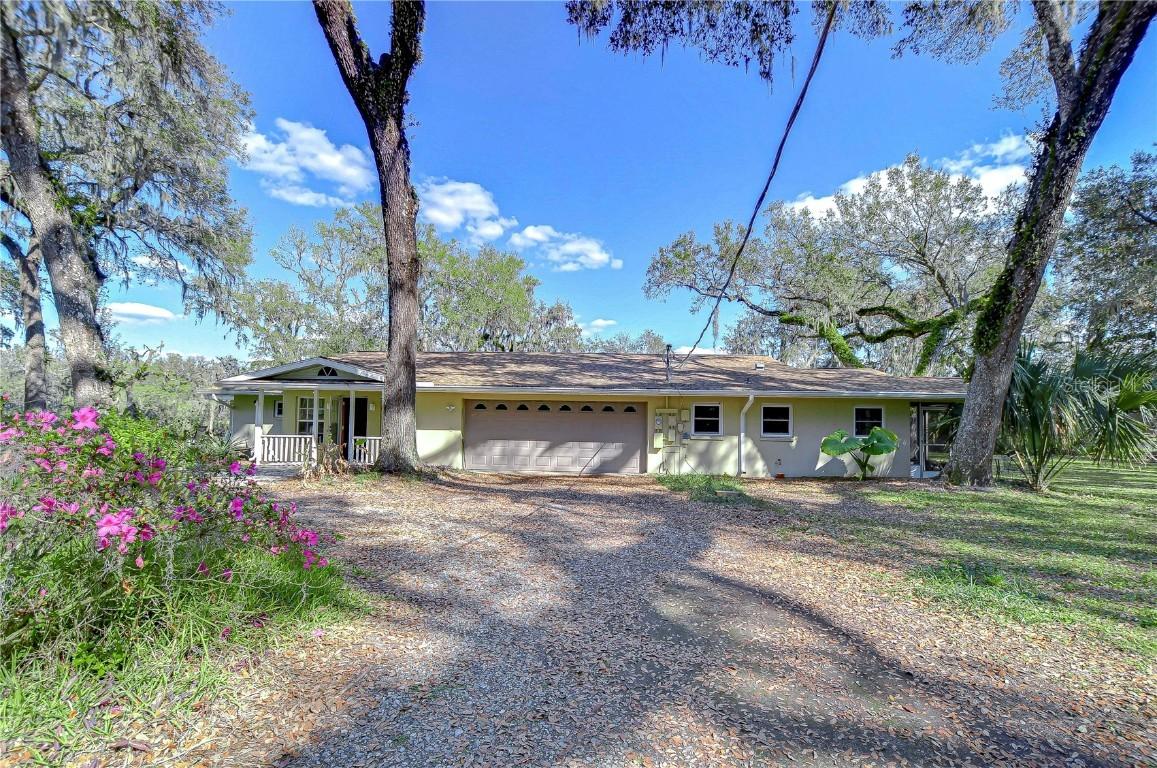 13908 Paradise Ln., Dade City, FL 33525