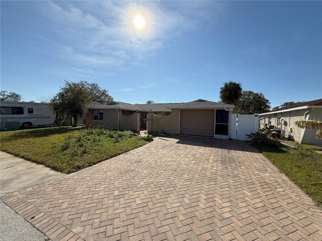6120 Seabreeze Dr., Port Richey, FL 34668
