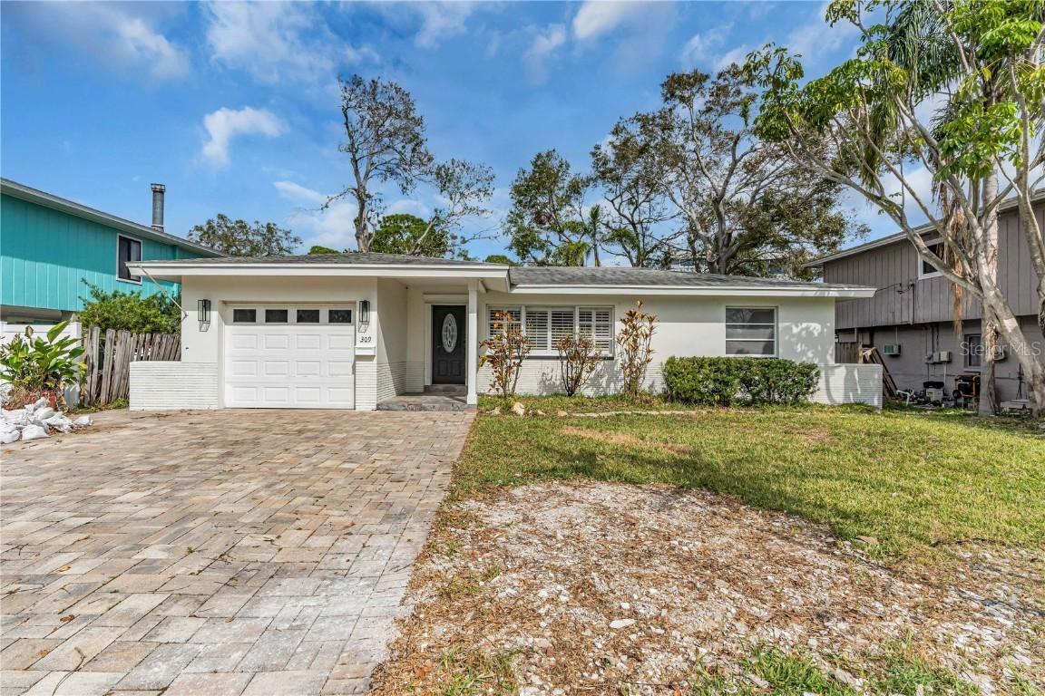 309 84th Ave., St Petersburg, FL 33702