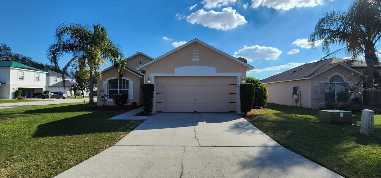 1404 Country Chase Dr., Lakeland, FL 33810