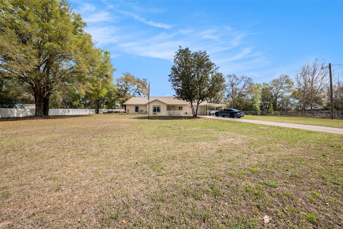 20524 Peachtree Ln., Dade City, FL 33523