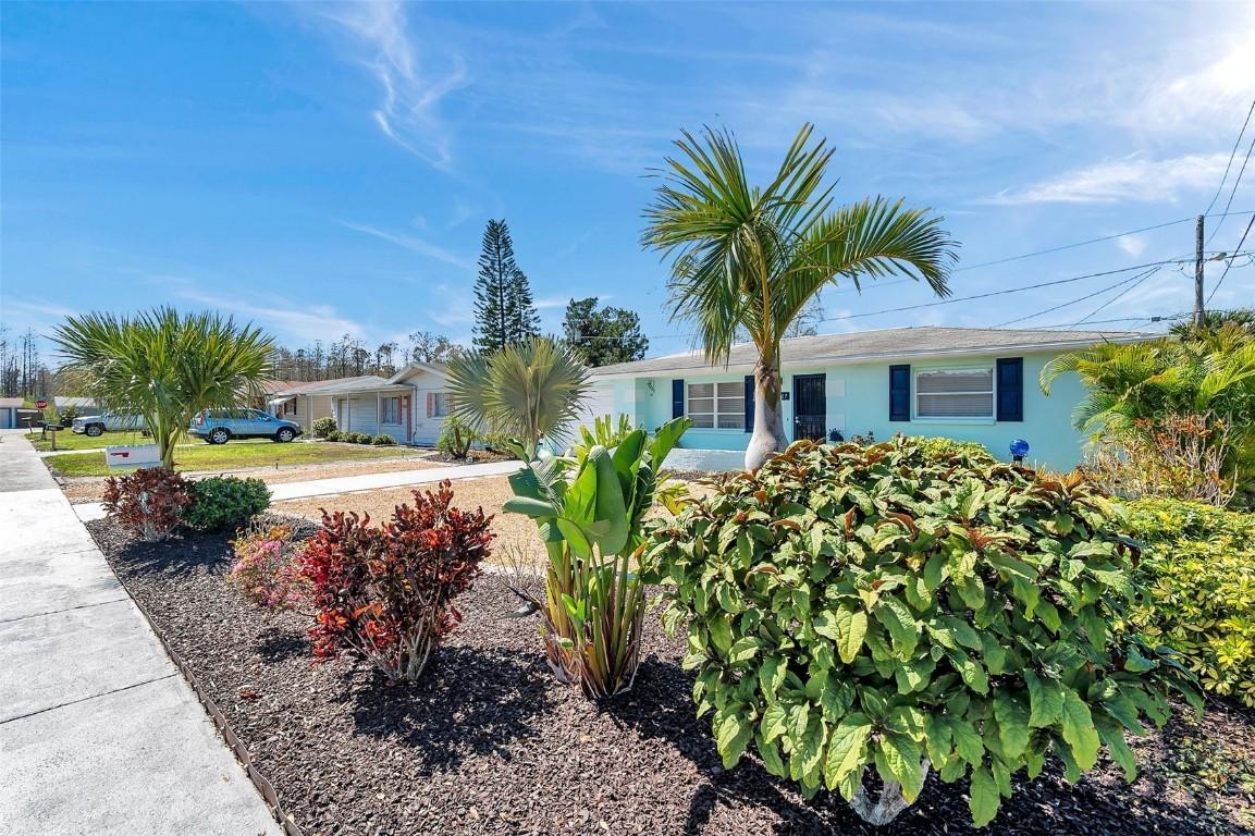 3307 Maitland Dr., Holiday, FL 34691