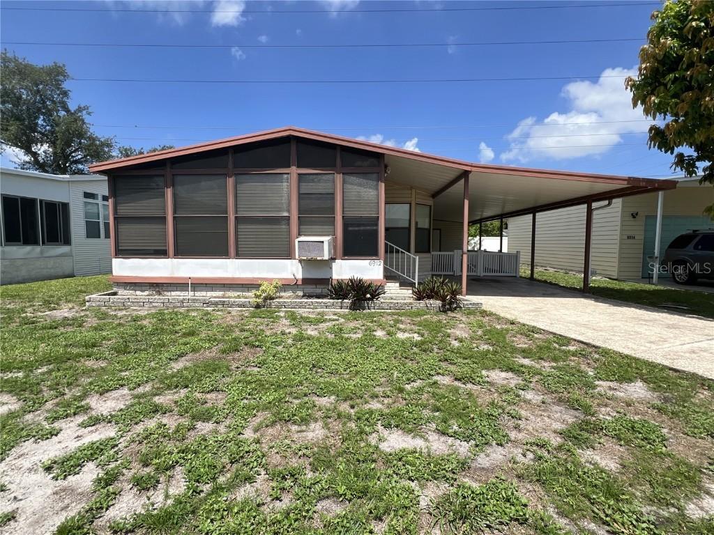 6912 Americana Dr. #170, St Petersburg, FL 33702