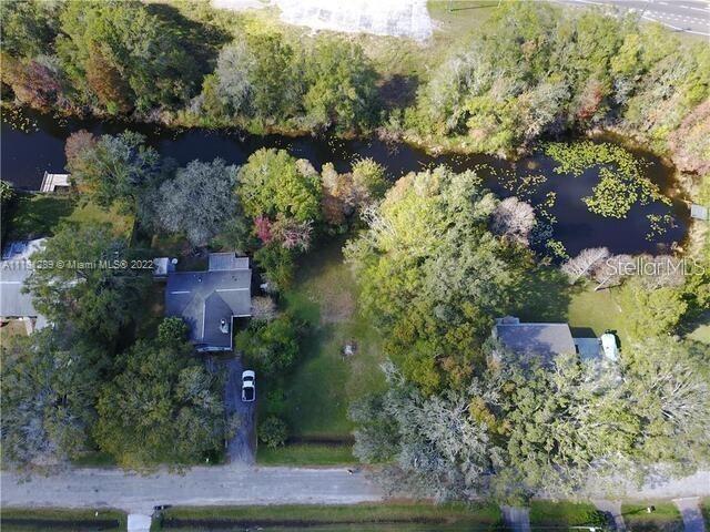 11123 Lake Shore Dr., Land O Lakes, FL 34637