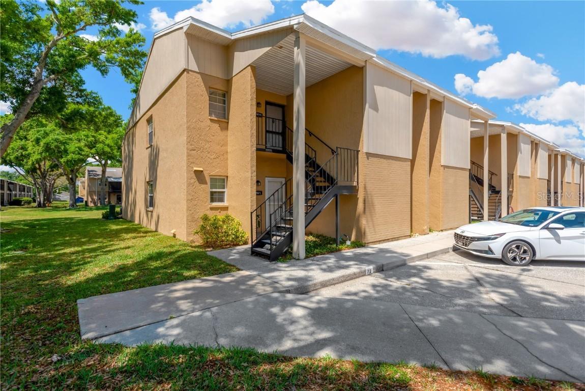 3810 N Oak Dr. #N71, Tampa, FL 33611