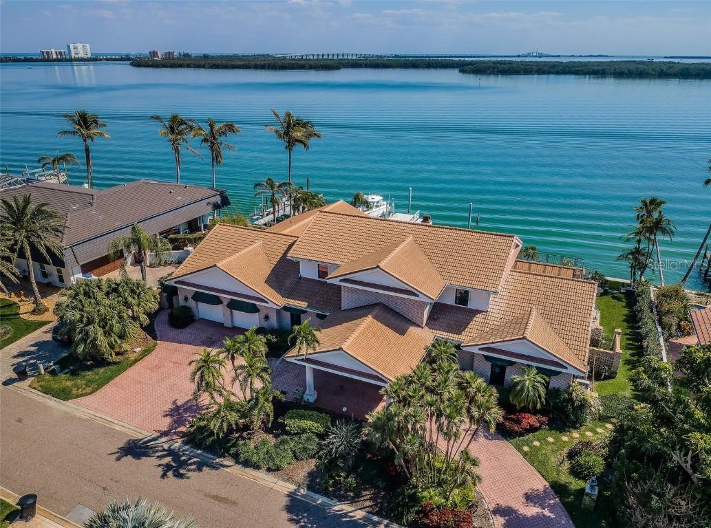 4998 62nd Ave., St Petersburg, FL 33715