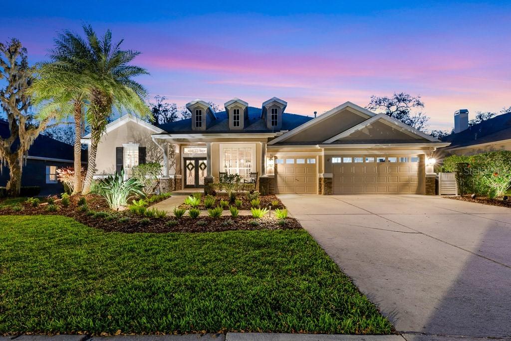 15918 Sorawater Dr., Lithia, FL 33547