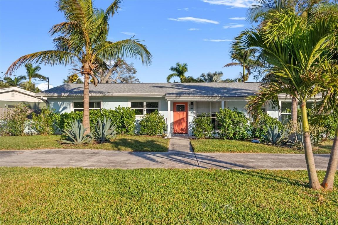 1500 Carson Cir., St Petersburg, FL 33703