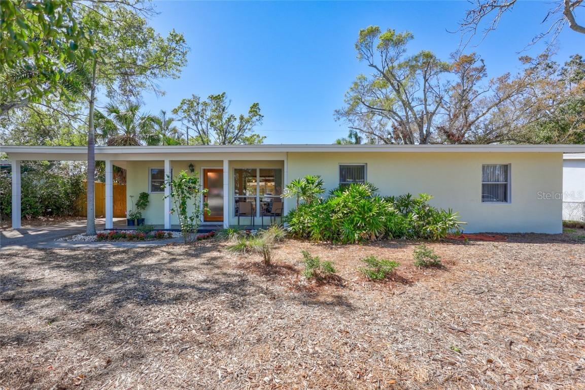 4401 Neptune Dr., St Petersburg, FL 33705