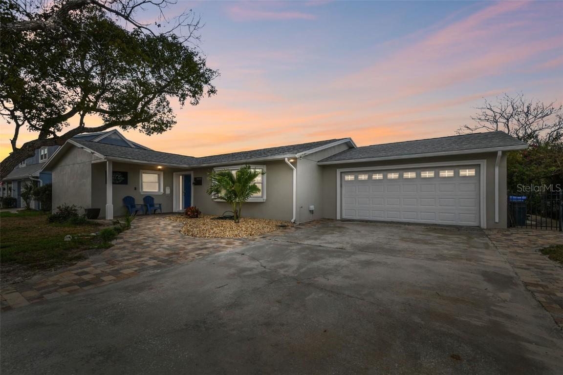 8448 Flagstone Dr., Tampa, FL 33615
