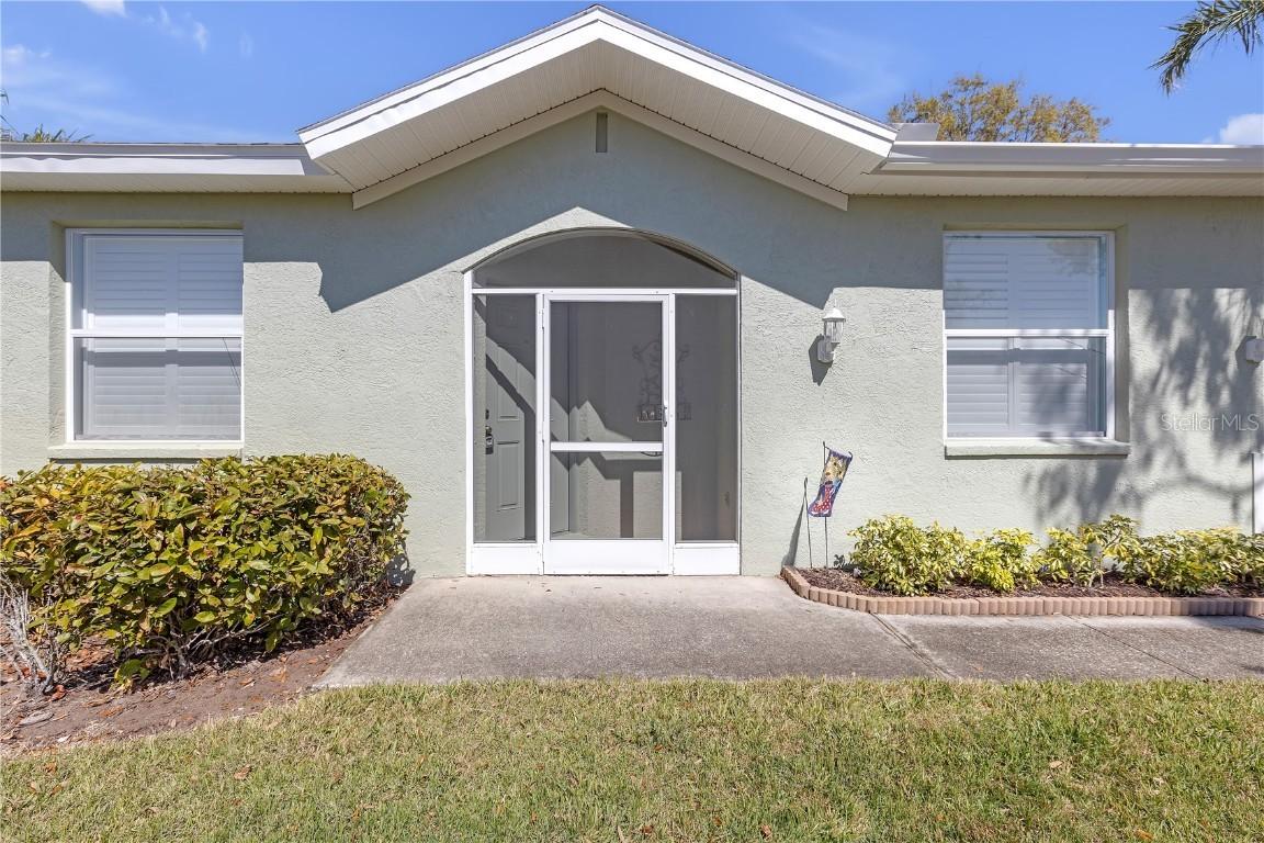 1205 Huntington Greens Dr., Sun City Center, FL 33573