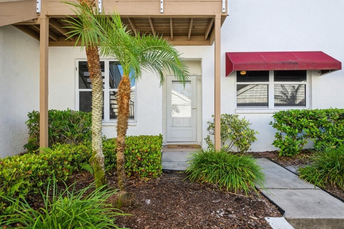 1400 Water View Dr. #102, Largo, FL 33771