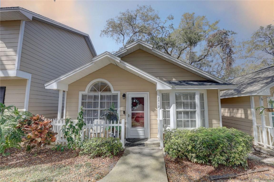 2312 Tallyho Ln., Palm Harbor, FL 34683