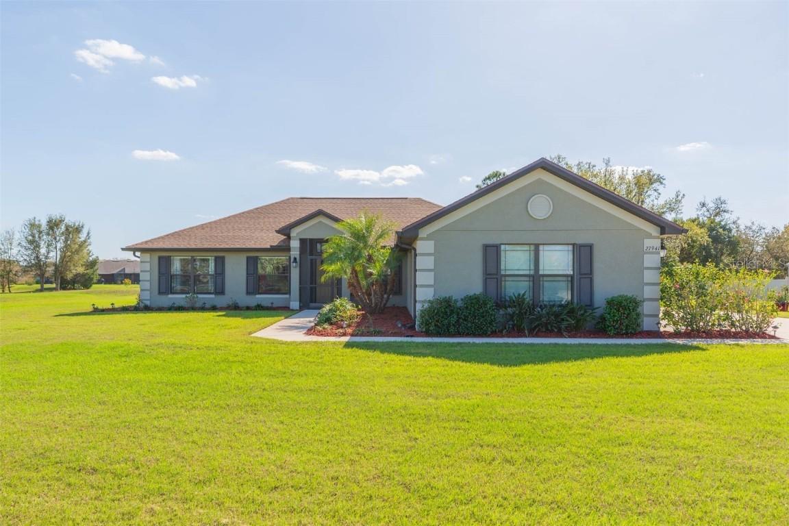 27941 Austin Woods Dr., Dade City, FL 33525