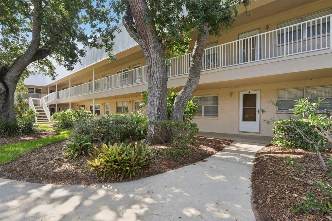 10037 62nd Ter. #4, St Petersburg, FL 33708