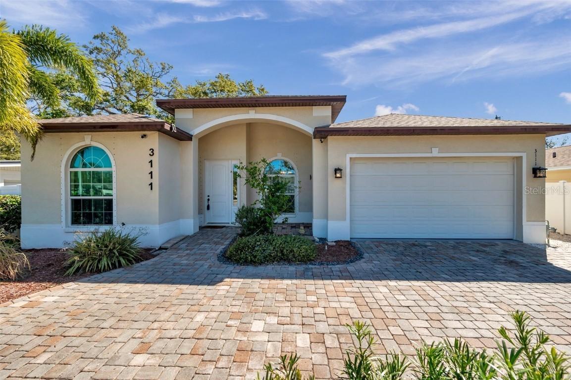 3111 Park St., St Petersburg, FL 33710