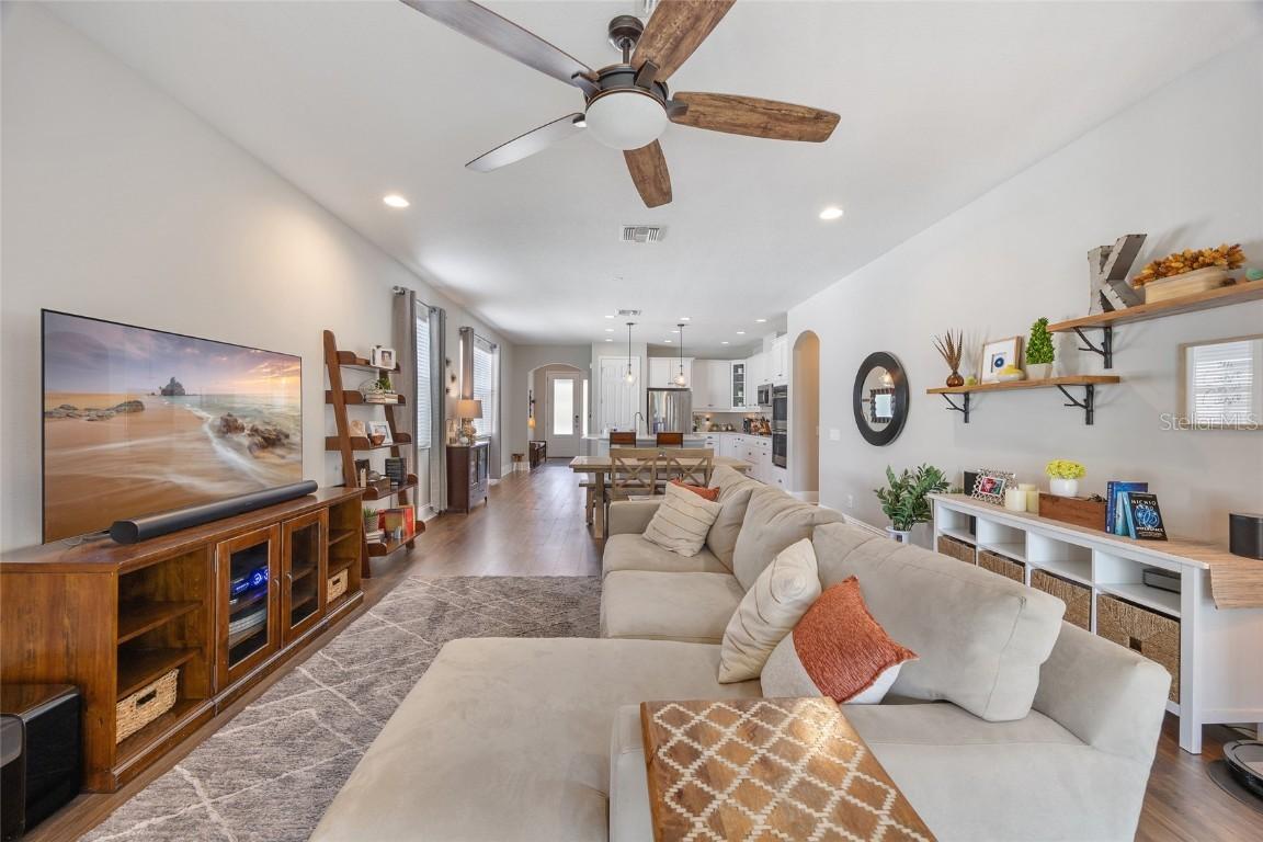 3991 Mellon Dr., Odessa, FL 33556