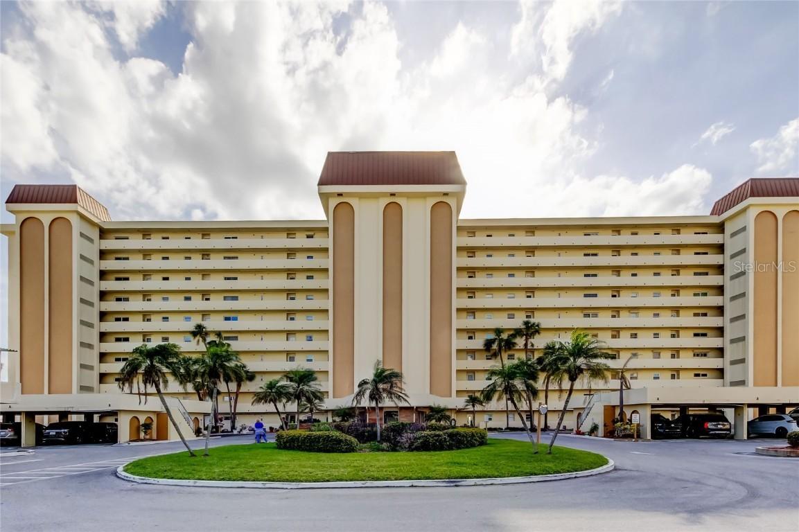 4750 Cove Cir. #604, St Petersburg, FL 33708