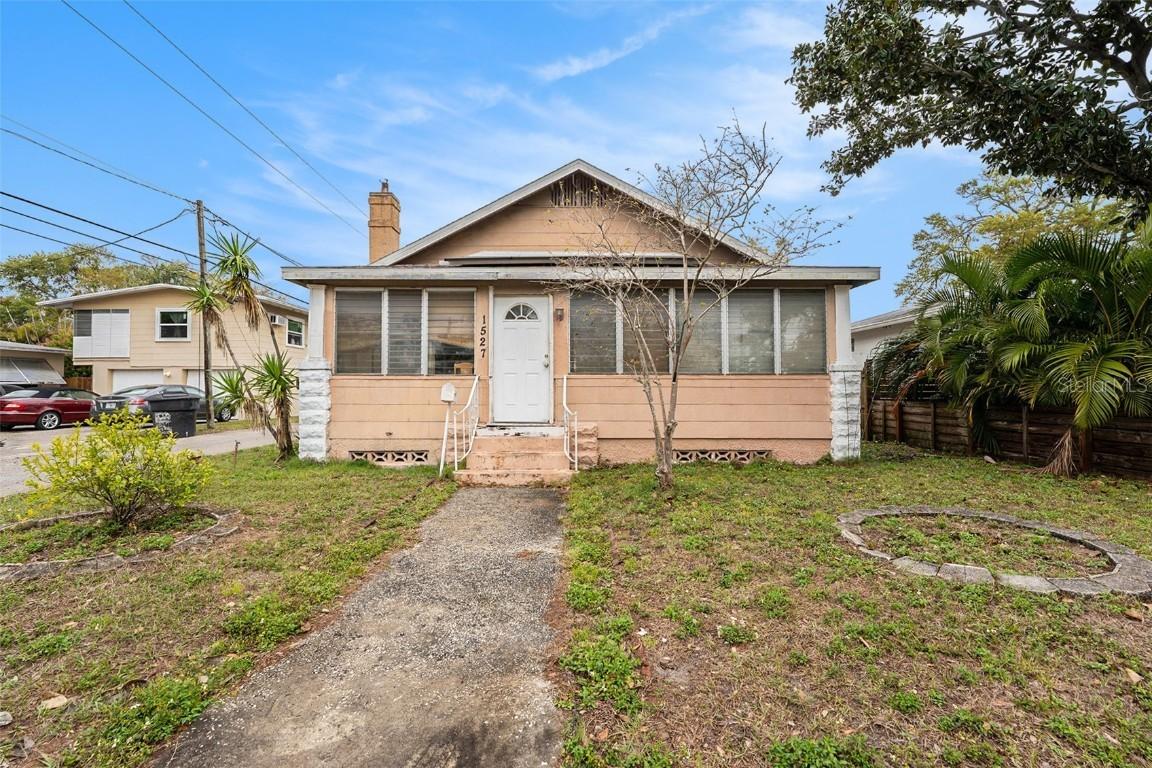 1527 20th Ave., St Petersburg, FL 33704