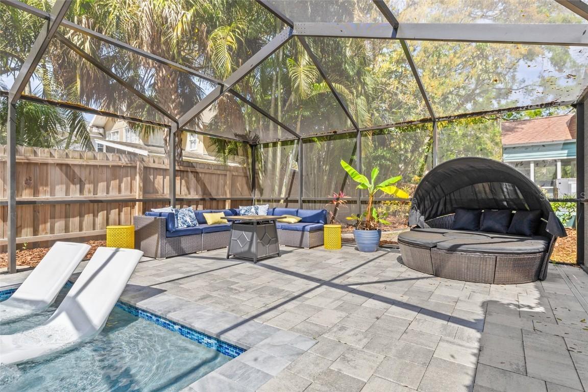1010 26th Ave., St Petersburg, FL 33704
