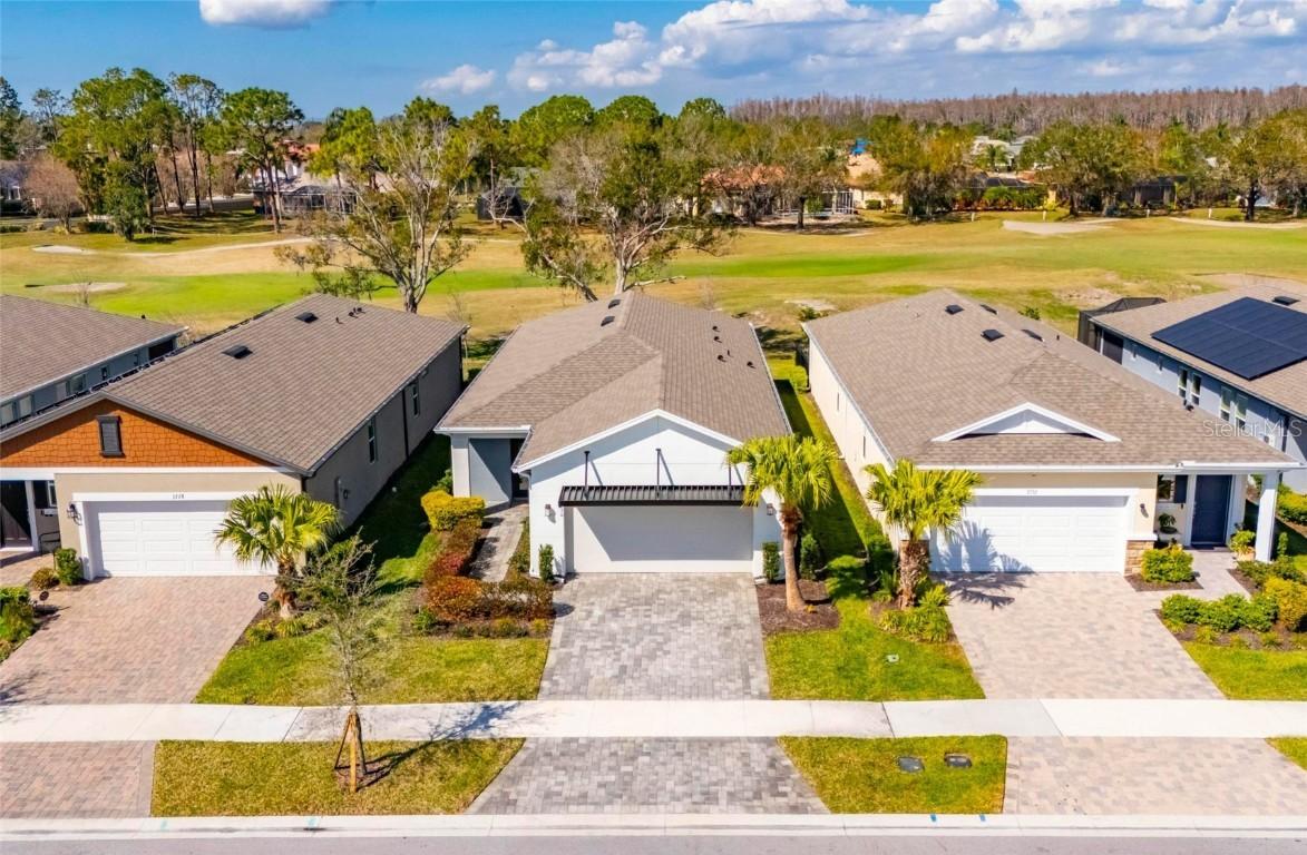 3730 Maxwell Park Dr, Sun City Center, FL 33573