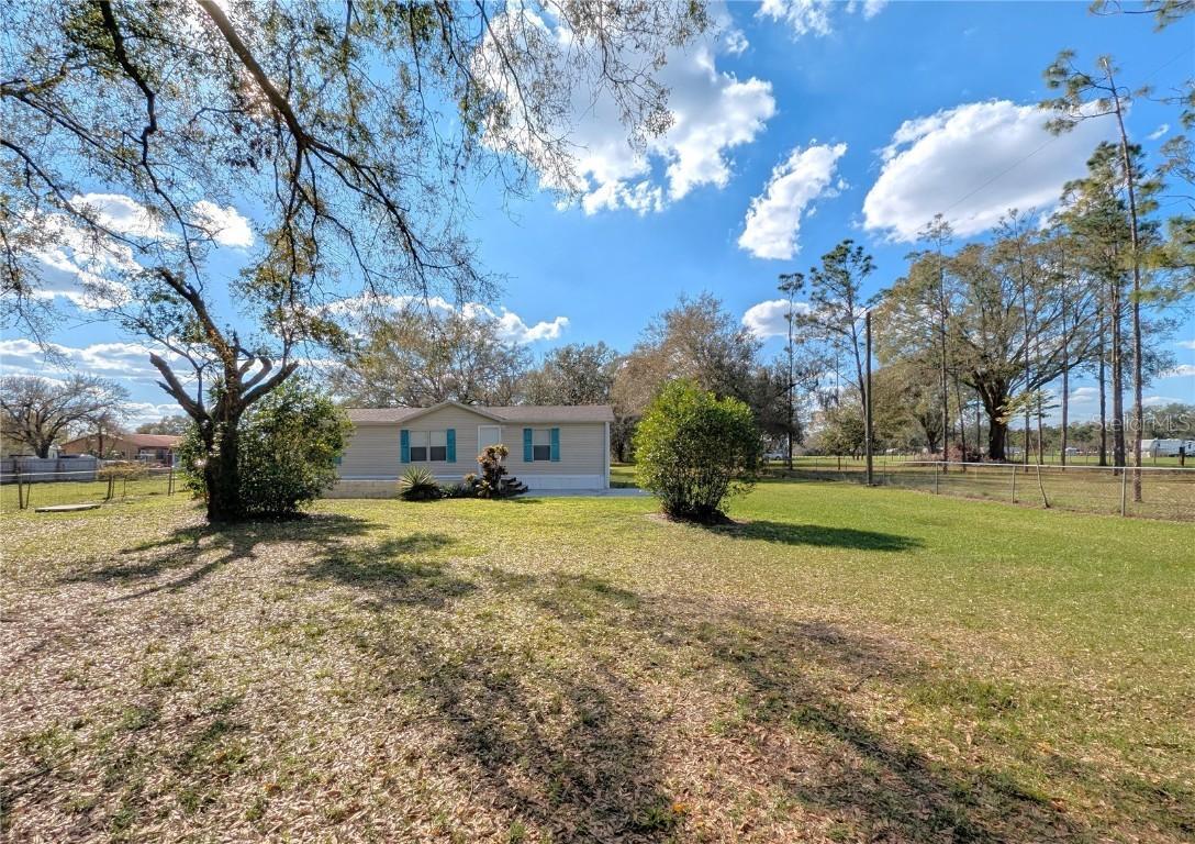 9403 County Line Rd., Lithia, FL 33547