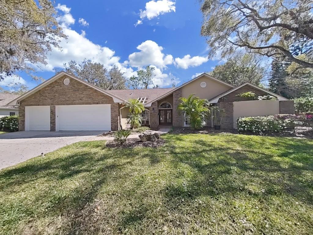 15843 Dawson Ridge Dr., Tampa, FL 33647