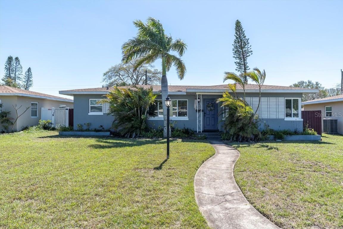 6618 3rd Ave., St Petersburg, FL 33710