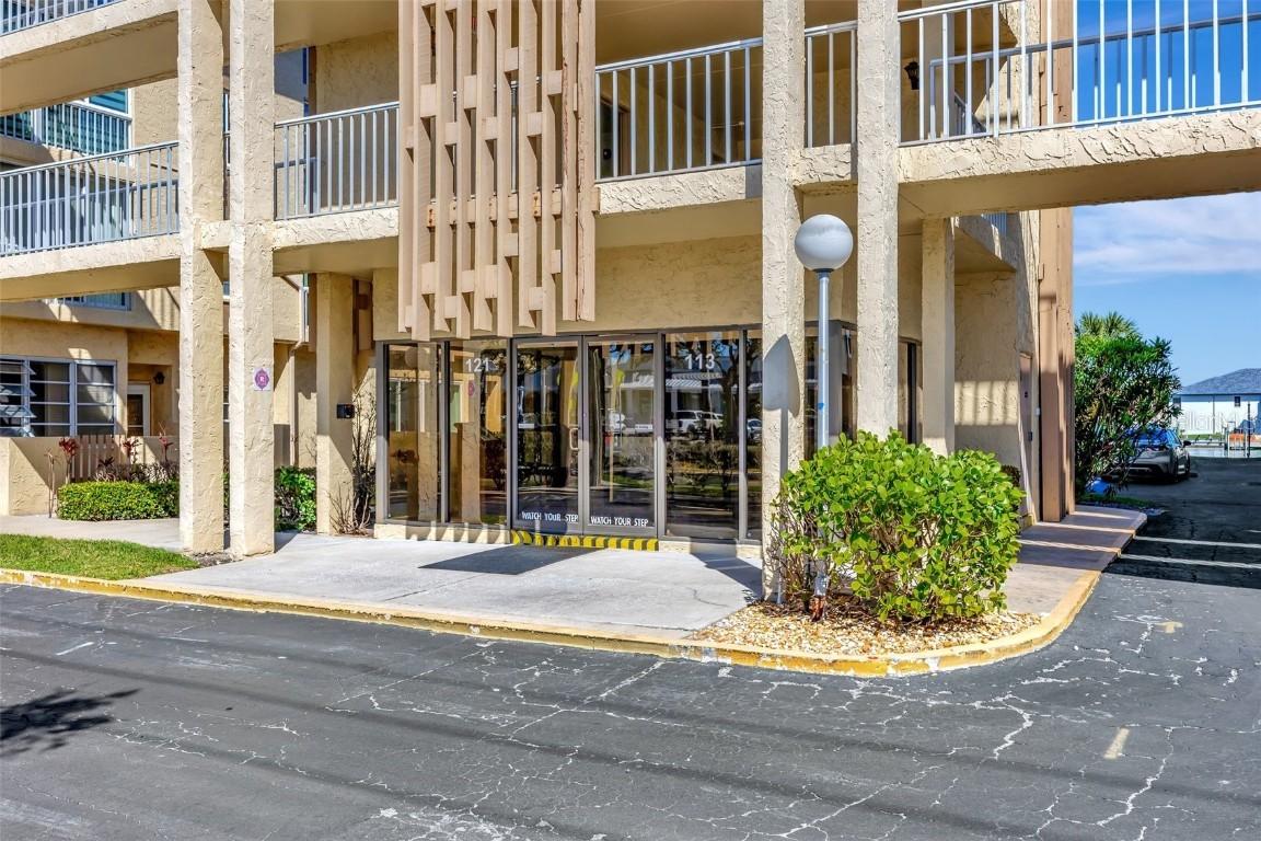 113 Island Way #241, Clearwater Beach, FL 33767