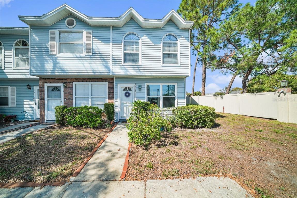 7501 Hollowell Dr., Tampa, FL 33615