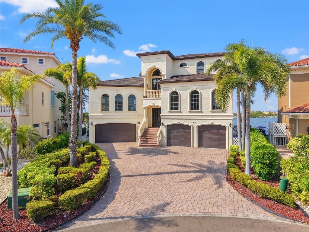 903 Symphony Beach Ln., Apollo Beach, FL 33572