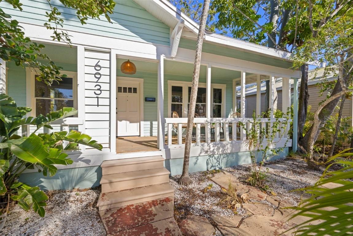 6931 3rd St., St Petersburg, FL 33702
