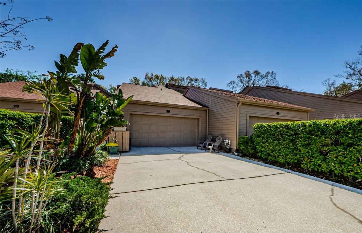 30 Woodridge Cir., Oldsmar, FL 34677