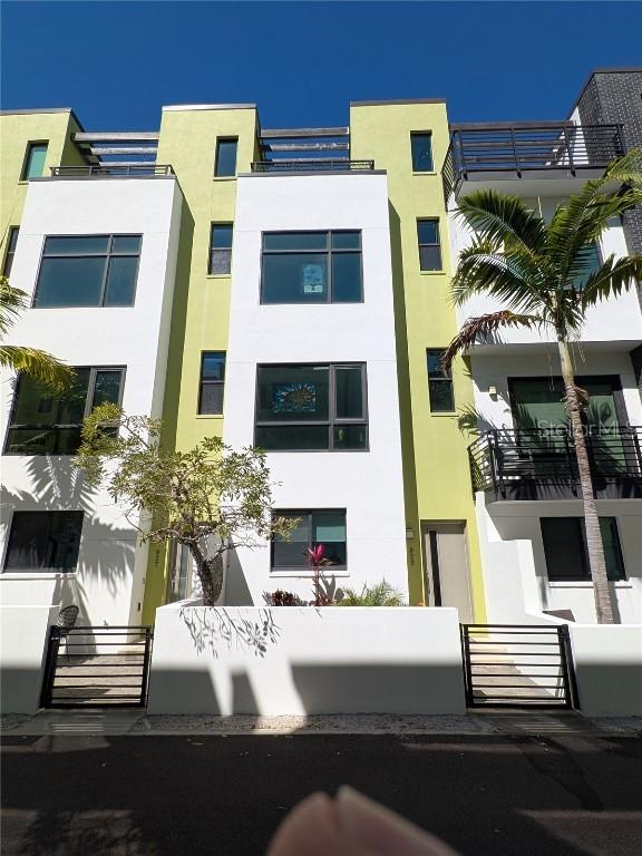 923 Arlington Ave., St Petersburg, FL 33705