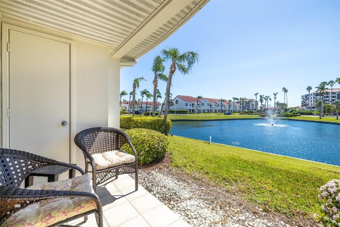 6061 Bahia Del Mar Blvd. #112, St Petersburg, FL 33715
