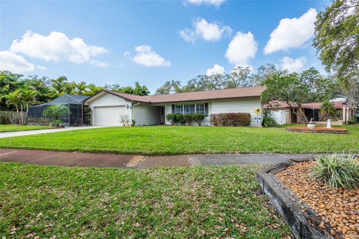 1830 Oak Forest Dr., Clearwater, FL 33759