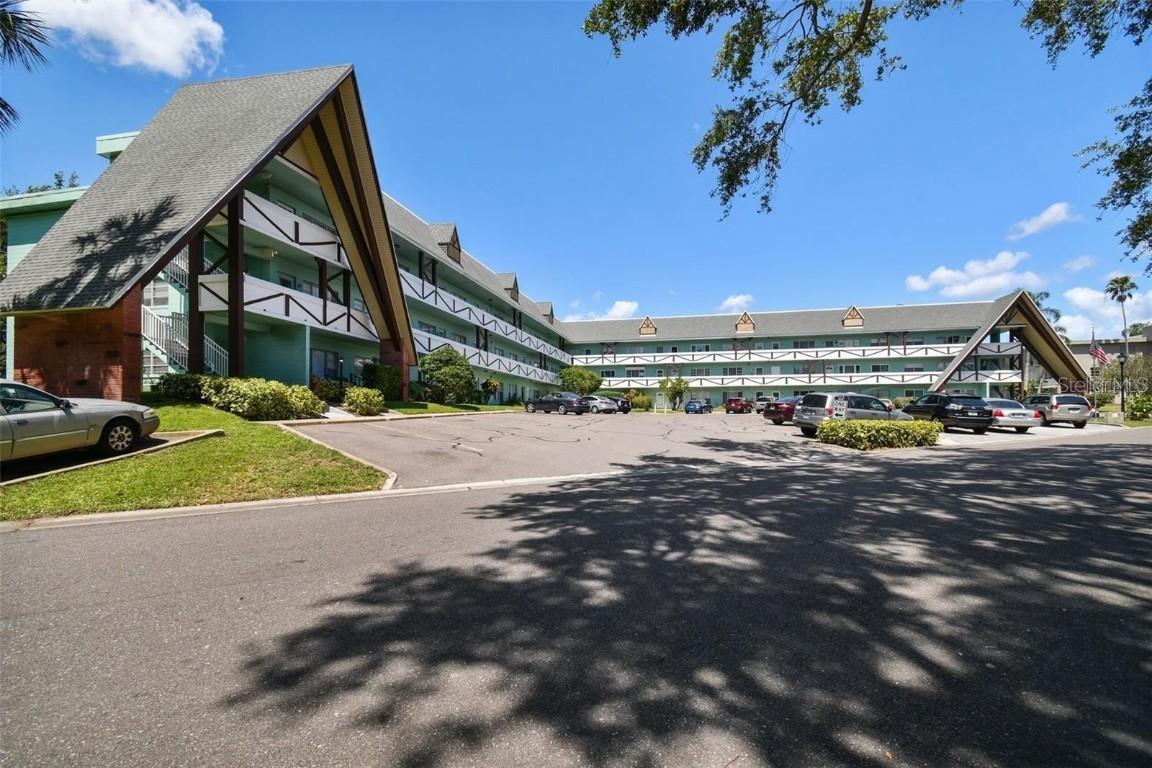 2042 Australia Way #6, Clearwater, FL 33763