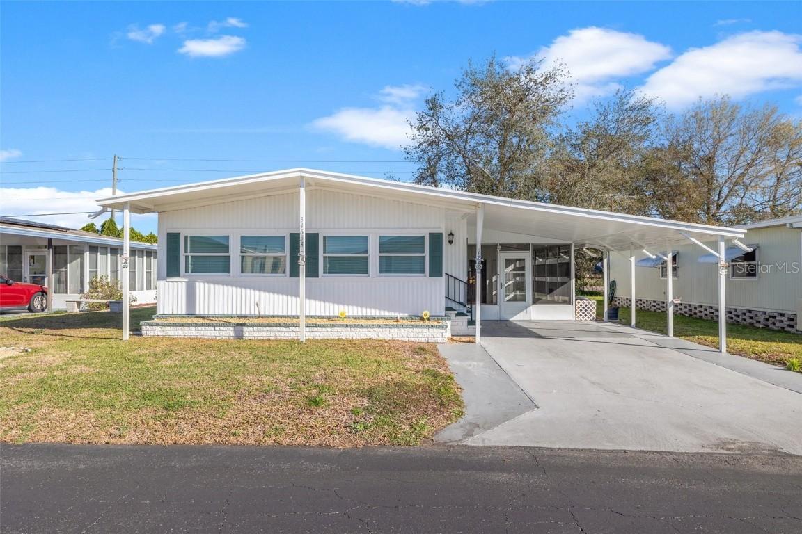 34633 Rosebud Row, Zephyrhills, FL 33541