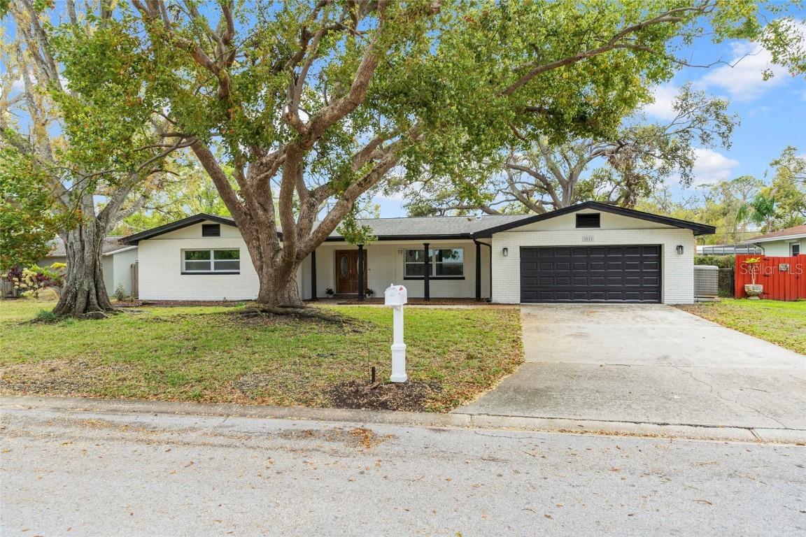 1881 Oak Park Dr., Clearwater, FL 33764