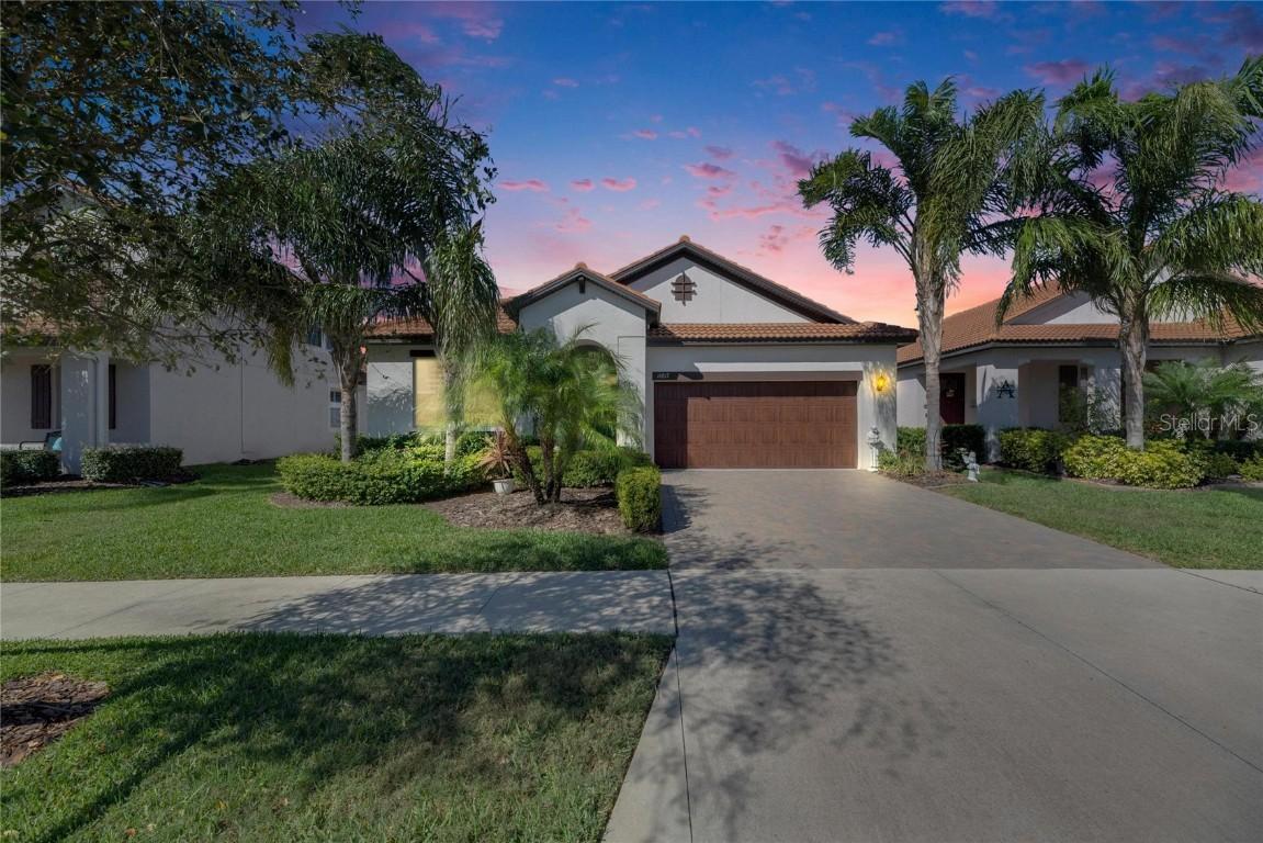 16817 Whisper Elm St., Wimauma, FL 33598