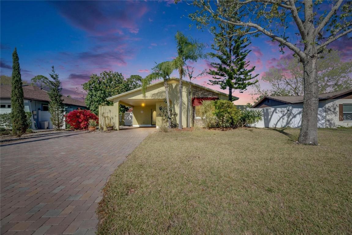 10719 Drummond Rd., Tampa, FL 33615