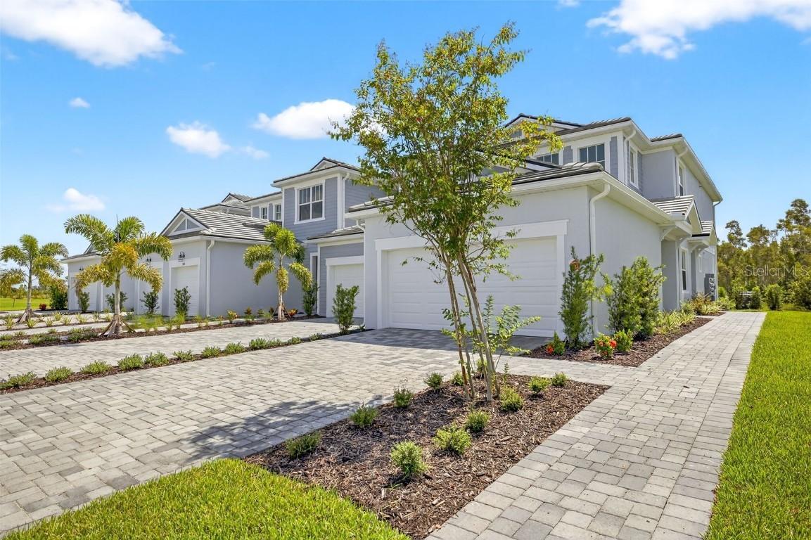 17420 Moonflower Dr. #103, Venice, FL 34293
