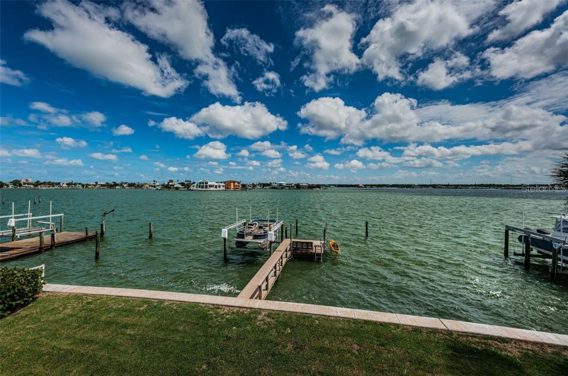 15851 Redington Dr., Redington Beach, FL 33708