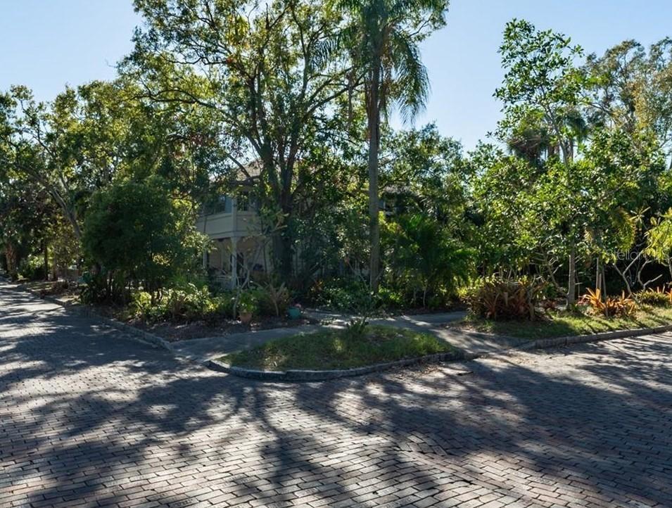 1030 2nd St., St Petersburg, FL 33701