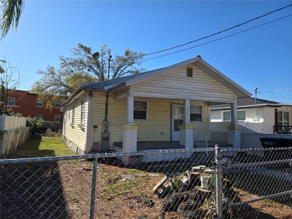 3008 Thelma St., Tampa, FL 33605