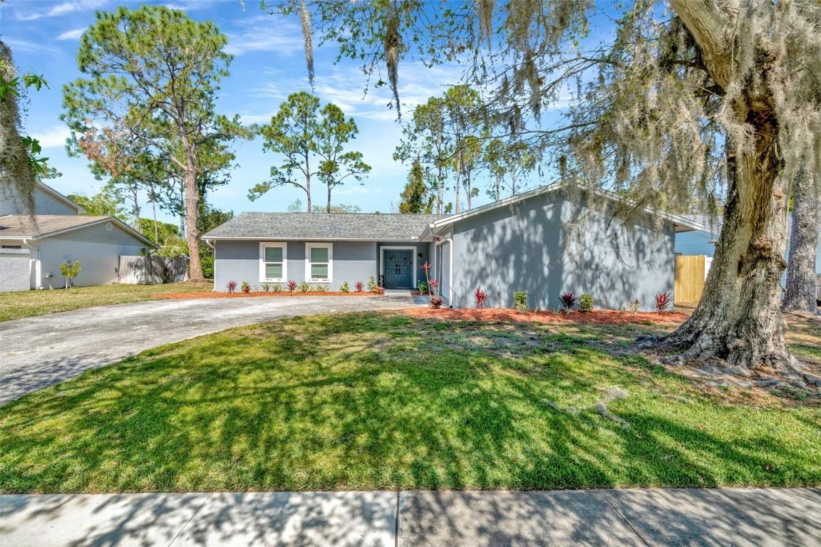 15718 Gardenside Ln., Tampa, FL 33624