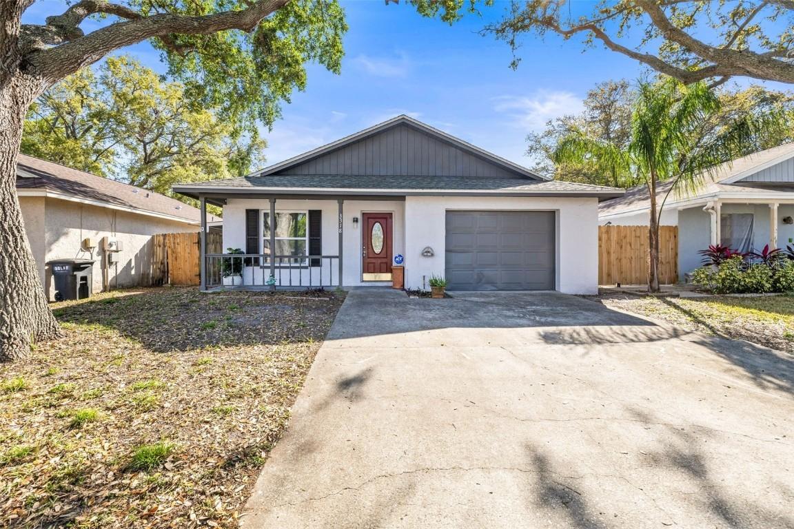 3318 Peterborough Pl., Palm Harbor, FL 34684