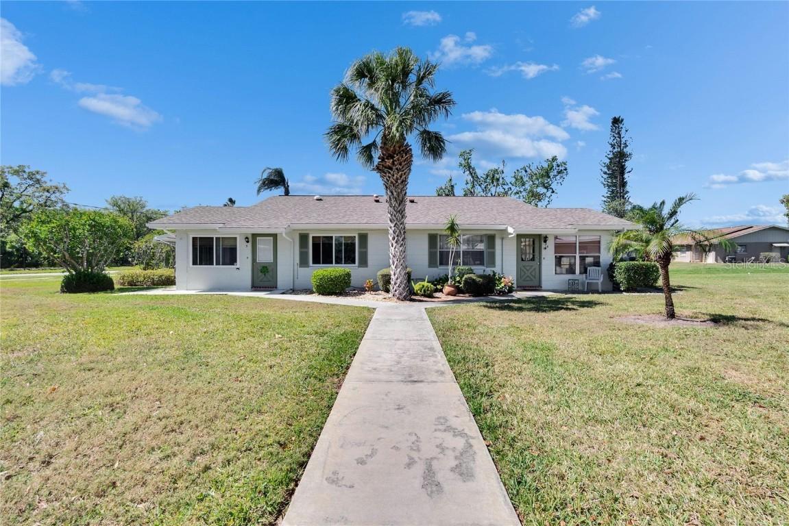 1902 Dandridge St. #6, Sun City Center, FL 33573